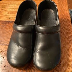 Black Leather Dansko Clogs, Size 42 / US 11